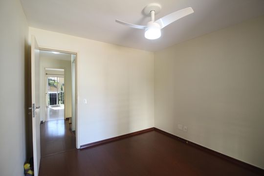 Quarto 2 de casa de condomínio à venda com 3 quartos, 120m² em Taquara, Rio de Janeiro