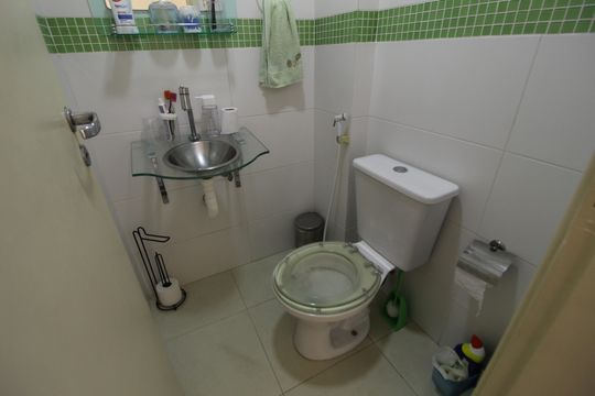 Lavabo de casa de condomínio à venda com 3 quartos, 120m² em Taquara, Rio de Janeiro