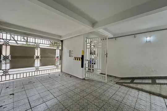 Garagem de casa para alugar com 3 quartos, 155m² em Campo Belo, São Paulo