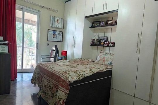 Quarto de apartamento à venda com 3 quartos, 160m² em Vila Valqueire, Rio de Janeiro