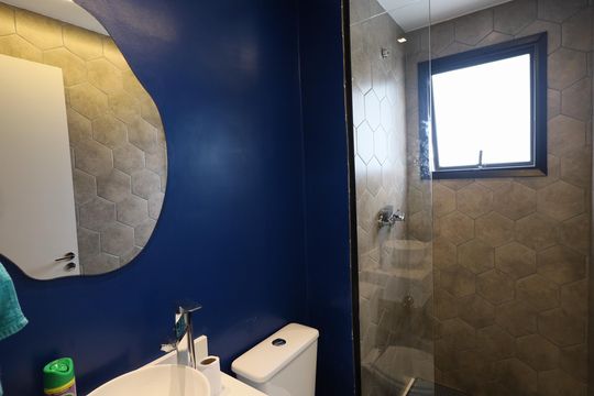 Banheiro 2 de apartamento à venda com 2 quartos, 55m² em São Pedro, Osasco