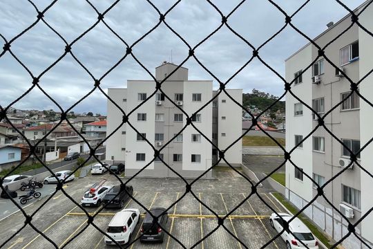 Vista do Quarto 2 de apartamento para alugar com 2 quartos, 55m² em Jardim Araucária, São José