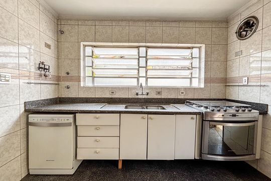 Casa para alugar com 3 quartos, 300m² em Vila Madalena, São Paulo