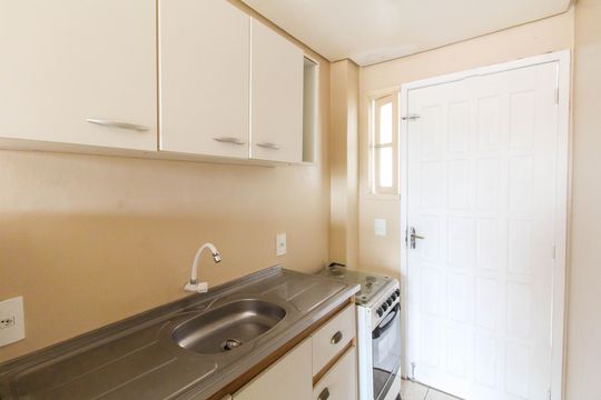 Kitnet de kitnet/studio para alugar com 1 quarto, 30m² em São José, Canoas
