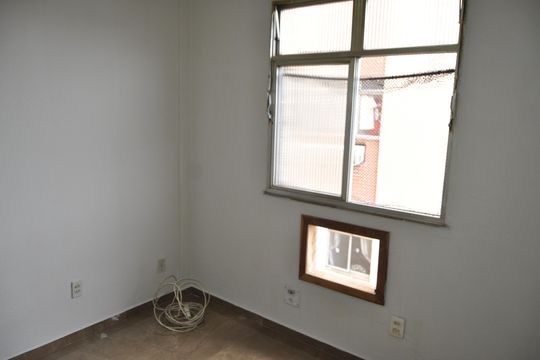 Apartamento para alugar com 2 quartos, 55m² em Cascadura, Rio de Janeiro