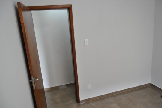 Apartamento para alugar com 2 quartos, 55m² em Cascadura, Rio de Janeiro
