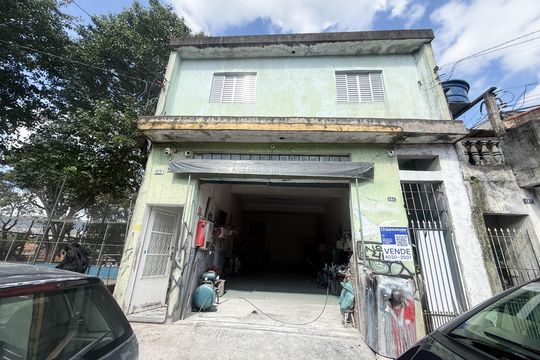 Placa instalada em 27/10/2026 código BFSH-1699 de casa à venda com 4 quartos, 131m² em Parque Panamericano, São Paulo