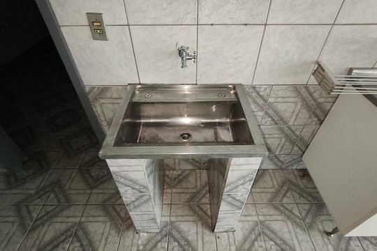 Área de serviço de casa à venda com 3 quartos, 140m² em Sítio Cercado, Curitiba