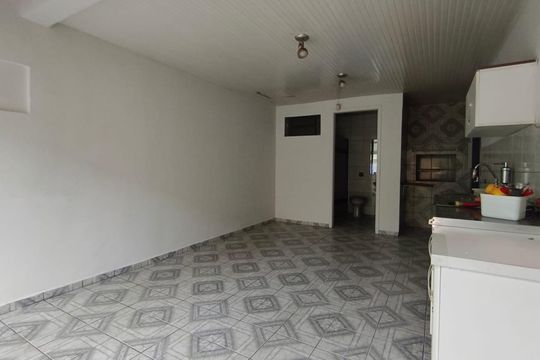 Cozinha de casa para alugar com 3 quartos, 140m² em Sítio Cercado, Curitiba