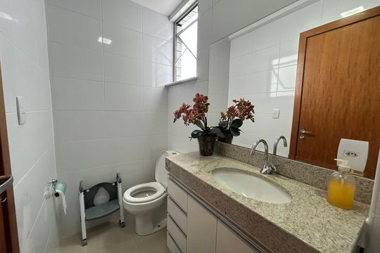 Apartamento à venda com 2 quartos, 65m² em Castelo, Belo Horizonte