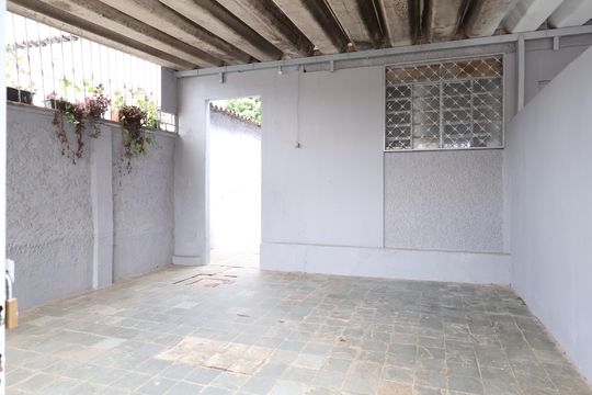 Área externa de casa para alugar com 2 quartos, 137m² em Jardim América, Goiânia