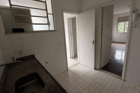 Cozinha de apartamento para alugar com 2 quartos, 74m² em Centro, Petrópolis