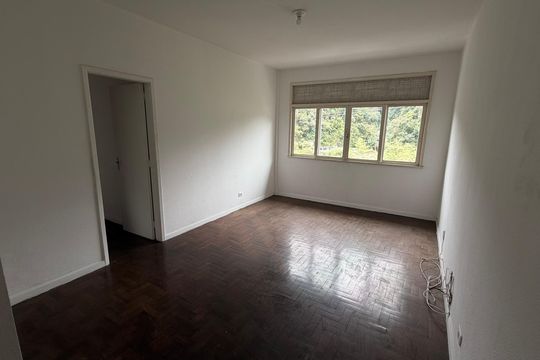 Apartamento para alugar com 2 quartos, 74m² em Centro, Petrópolis