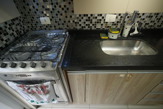 Cozinha de apartamento à venda com 2 quartos, 55m² em Jardim Alvorada, Santo André
