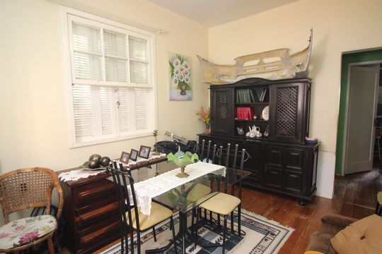 Sala de casa à venda com 2 quartos, 199m² em Glória, Porto Alegre