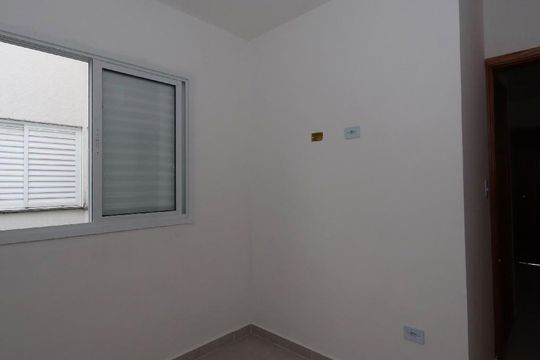 Quarto de apartamento à venda com 1 quarto, 28m² em Vila Darli, São Paulo