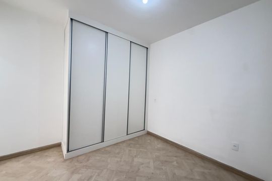 Apartamento à venda com 2 quartos, 47m² em Centro, Belo Horizonte