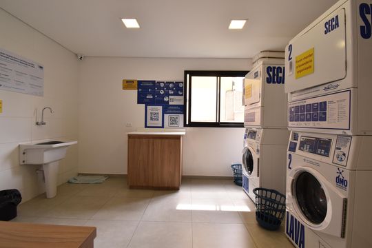 Área comum - Lavanderia de apartamento à venda com 1 quarto, 35m² em Novo Mundo, Curitiba
