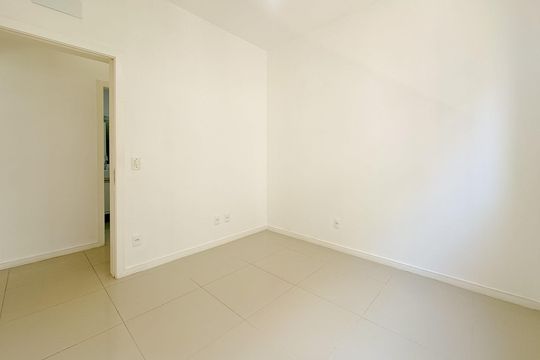 Quarto  de apartamento para alugar com 2 quartos, 64m² em Ingleses do Rio Vermelho, Florianópolis
