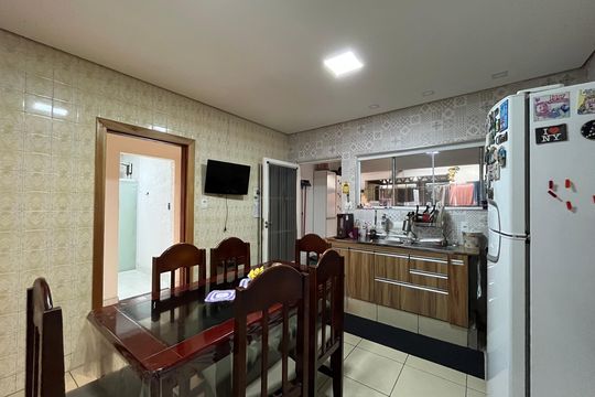 Cozinha de casa à venda com 4 quartos, 420m² em Jardim Santo Elias, São Paulo