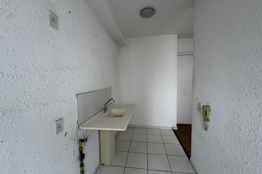 Cozinha de apartamento para alugar com 2 quartos, 42m² em Jardim Boa Vista (zona Oeste), Osasco