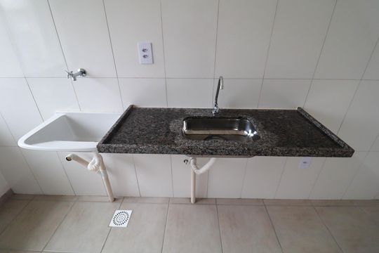 Casa de Condomínio para alugar com 2 quartos, 53m² em Lopes de Oliveira, Sorocaba