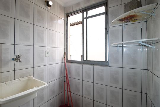 Área de Serviço de apartamento à venda com 2 quartos, 42m² em Conjunto Habitacional Santa Etelvina Ii, São Paulo