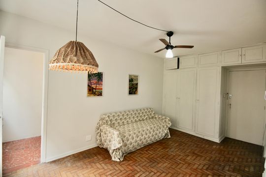 Kitnet/Studio para alugar com 1 quarto, 35m² em Embaré, Santos