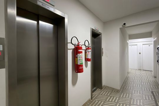 Área comum de kitnet/studio para alugar com 1 quarto, 35m² em Embaré, Santos
