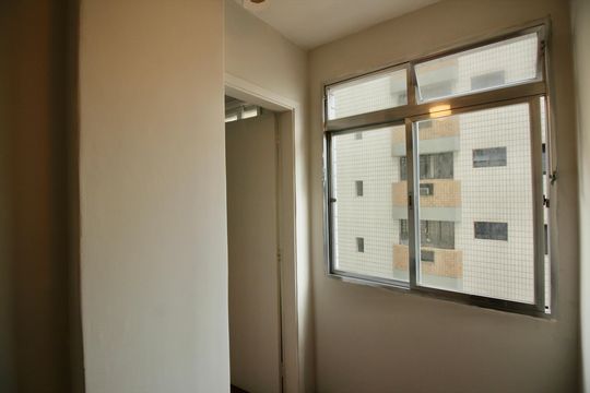 Quarto de kitnet/studio para alugar com 1 quarto, 35m² em Embaré, Santos