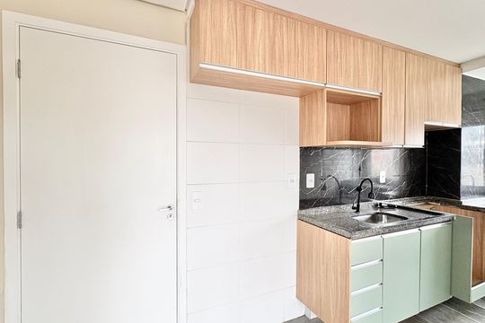 Cozinha de apartamento para alugar com 2 quartos, 42m² em Freguesia do Ó, São Paulo