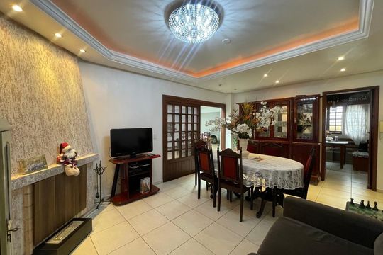 Casa à venda com 4 quartos, 602m² em Hamburgo Velho, Novo Hamburgo