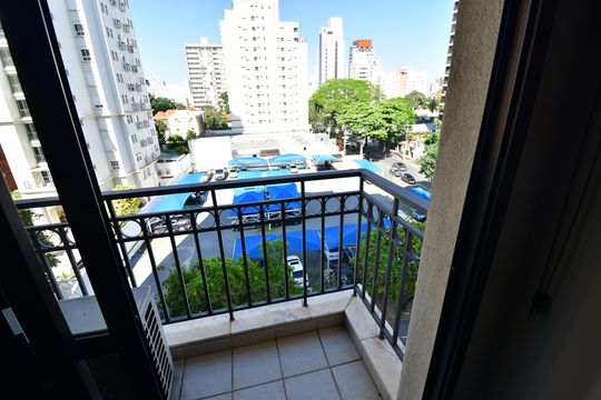 Sala - Sacada de apartamento para alugar com 1 quarto, 48m² em Cambuí, Campinas