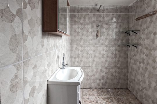 Banheiro de casa para alugar com 2 quartos, 120m² em Vila Marina, São Paulo