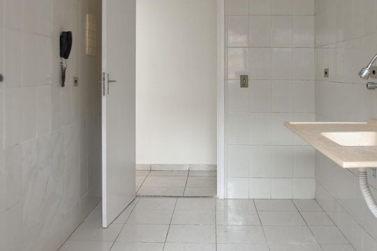 Cozinha de apartamento para alugar com 2 quartos, 59m² em Vila da Paz, São Paulo