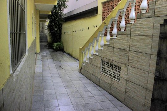 Quintal de casa para alugar com 2 quartos, 80m² em Jardim Presidente Dutra, Guarulhos