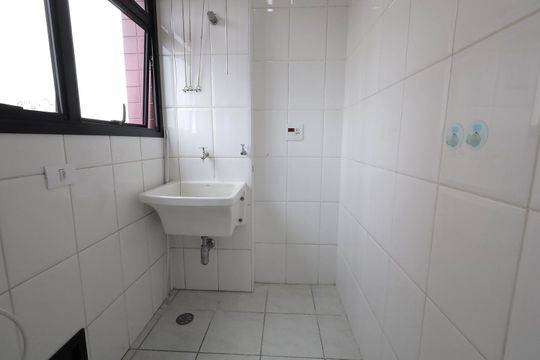 Área de Serviço de apartamento à venda com 3 quartos, 64m² em Vila Valparaíso, Santo André
