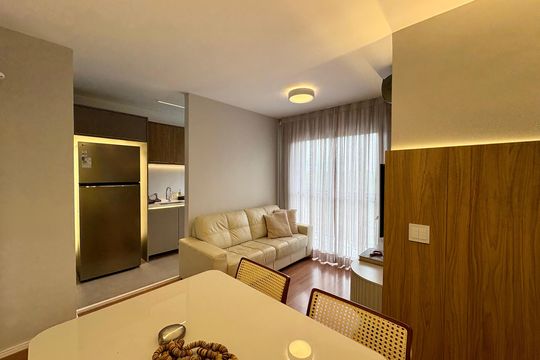 Sala de apartamento para alugar com 2 quartos, 41m² em Barra Olímpica, Rio de Janeiro