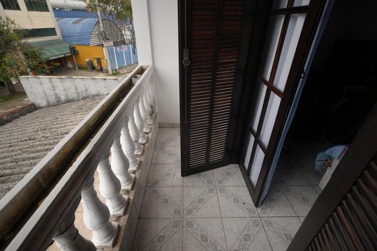 Sacada de casa à venda com 4 quartos, 219m² em Jardim Pilar, Santo André