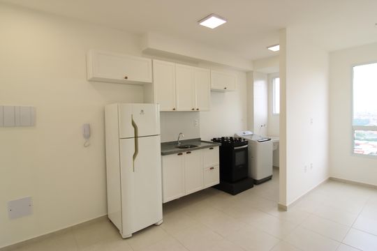 Cozinha de apartamento para alugar com 2 quartos, 44m² em Rio Acima, Votorantim