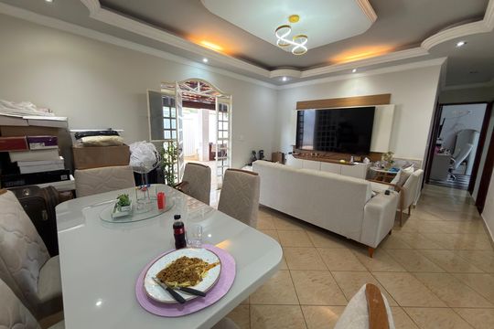 Casa à venda com 3 quartos, 200m² em Vicente Pires I, Brasília