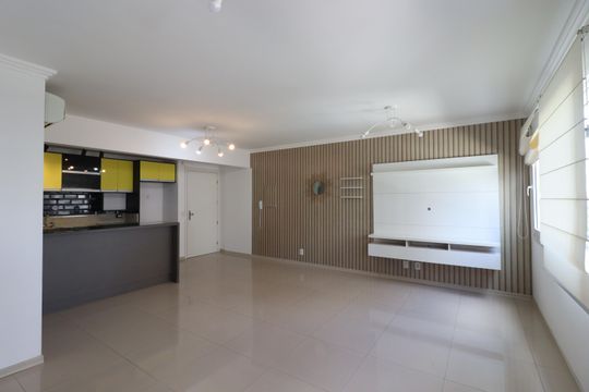 Apartamento à venda com 2 quartos, 75m² em São Sebastião, Porto Alegre