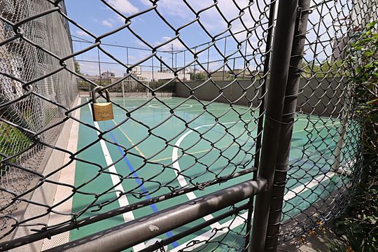 Área comum - Quadra de esportes de apartamento à venda com 2 quartos, 75m² em São Sebastião, Porto Alegre