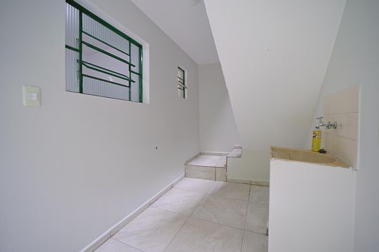 Área de Serviço de casa para alugar com 1 quarto, 42m² em Vila Silvia, São Paulo