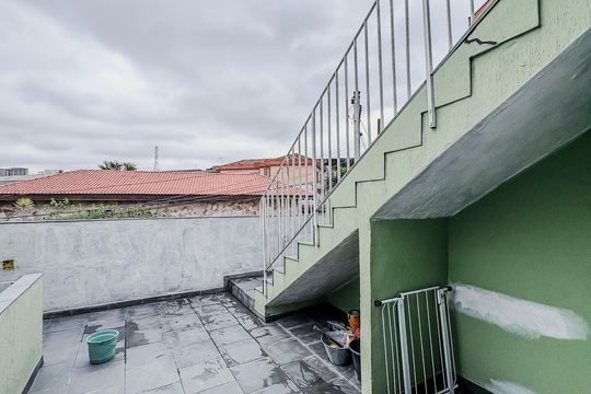 Área comum de casa à venda com 5 quartos, 300m² em Vila Granada, São Paulo