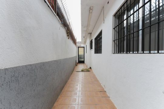 Corredor externo de casa à venda com 2 quartos, 110m² em Vila Santa Maria, São Paulo
