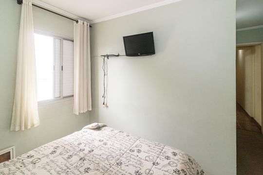 Quarto 2 de apartamento à venda com 2 quartos, 57m² em Vila Marari, São Paulo