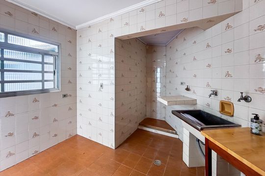 Quarto de serviço de casa à venda com 3 quartos, 150m² em Perdizes, São Paulo