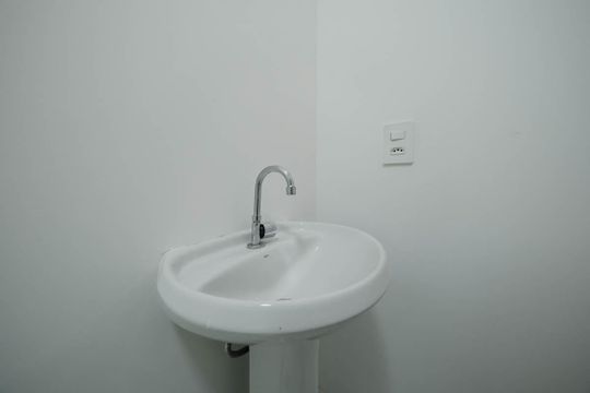 Banheiro de apartamento para alugar com 2 quartos, 34m² em Engenheiro Goulart, São Paulo