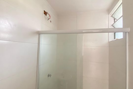 Banheiro de apartamento para alugar com 1 quarto, 40m² em Aliança, Osasco
